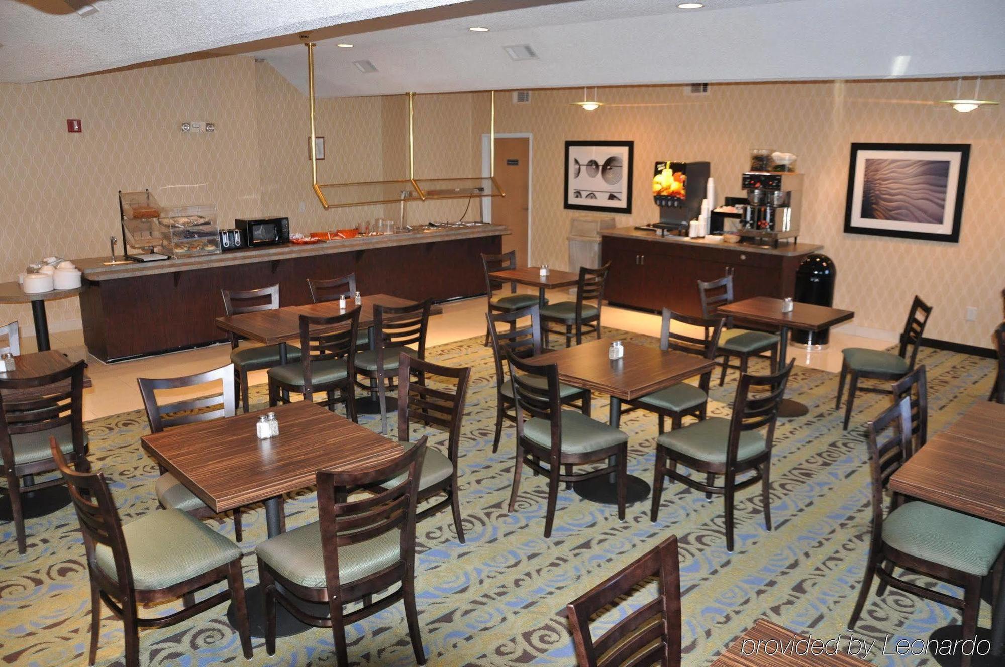 Comfort Inn & Suites Crystal Inn Sportsplex Gulfport Restaurant foto